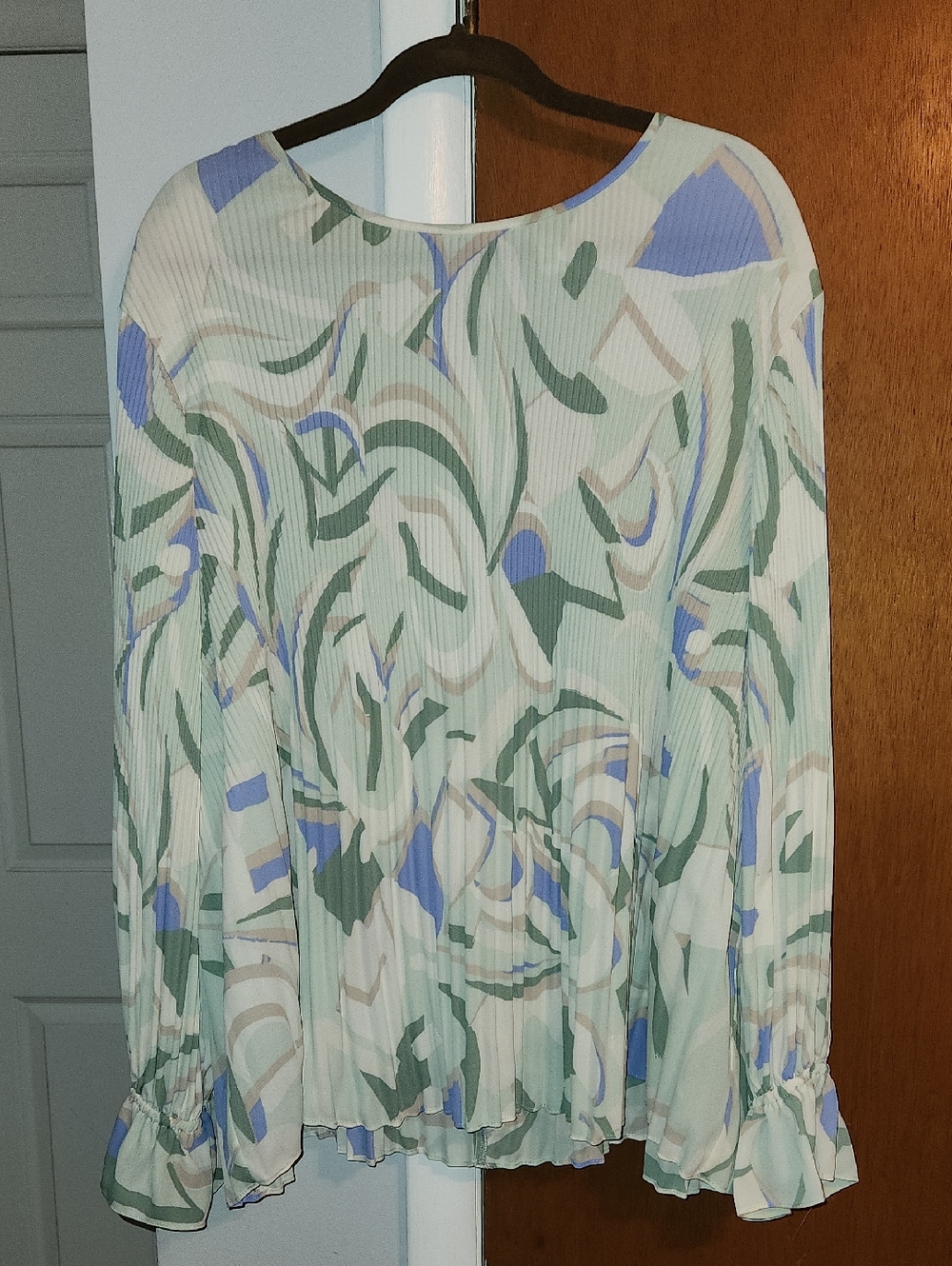 Nine West Green and Blue Abstract Pleated Top